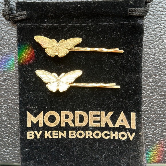 Gold Plated Butterfly 🦋 Hair Pins from MORDEKAI - Picture 1 of 2